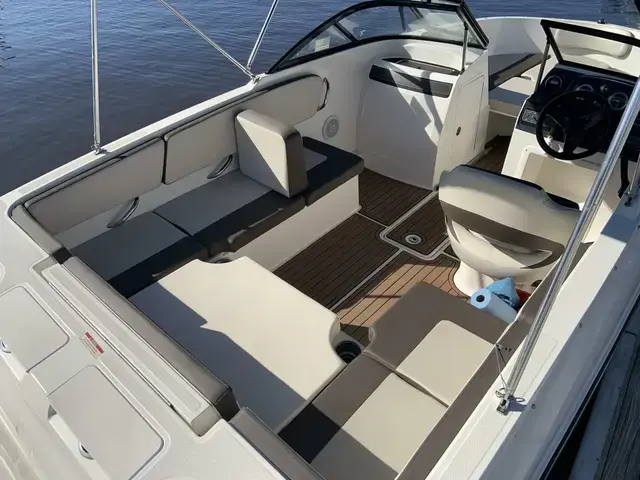 Bayliner Vr4