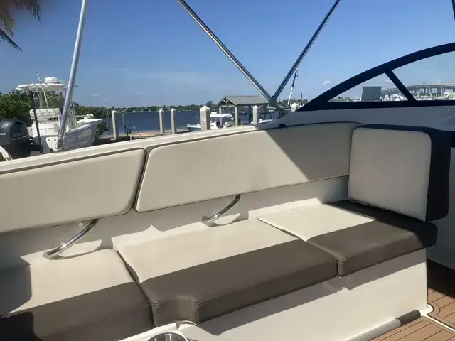 Bayliner Vr4