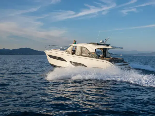 Marex 440 Gourmet Cruiser