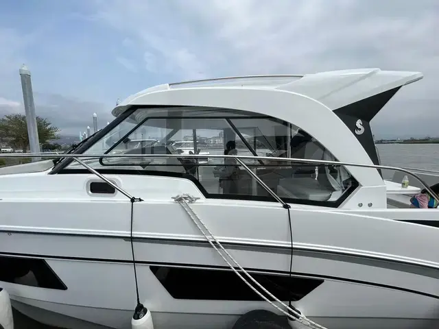 Beneteau Antares 9