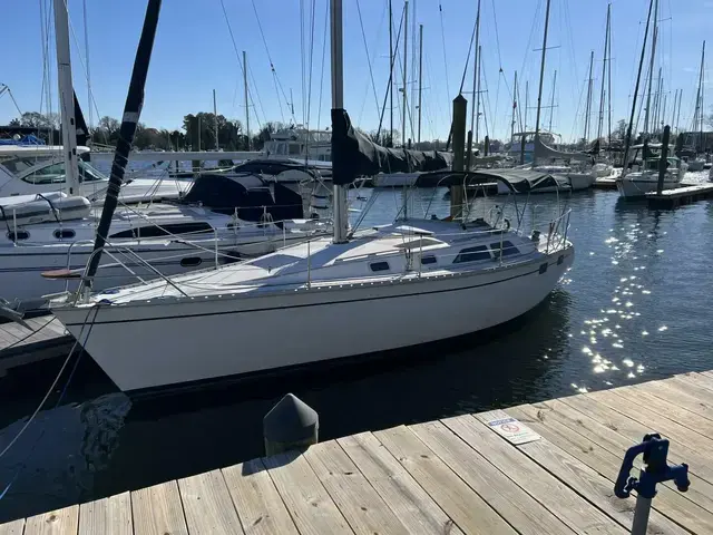 Hunter 35.5 Legend