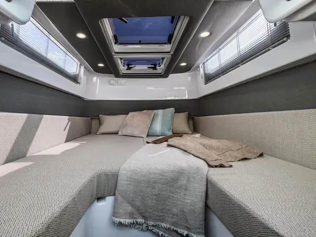 Axopar 37 XC CROSS CABIN