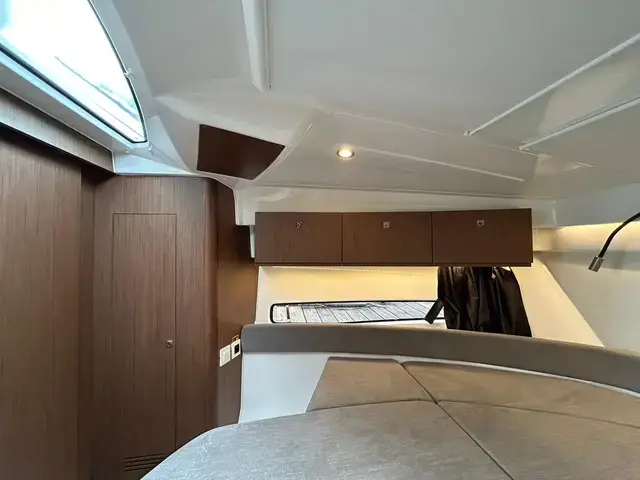 Beneteau Antares 9