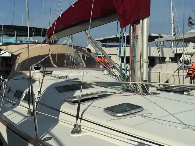 Beneteau Oceanis Clipper 423