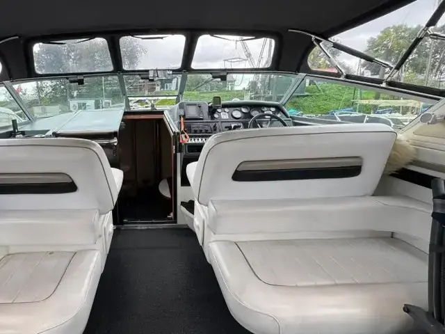 Sea Ray 400 Express Cruiser