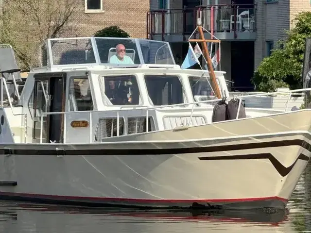 Motor Yacht Vrijbuiter 10.50 AK Cabrio