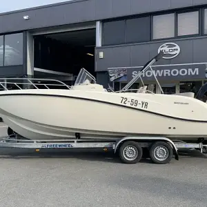 2011 Quicksilver 675 activ open met Mercury 250 pk