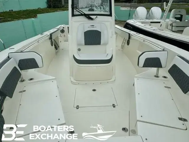 Cobia 285 Center Console