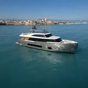 2021 Azimut Magellano 25