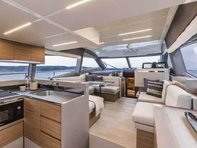 Ferretti Yachts 450