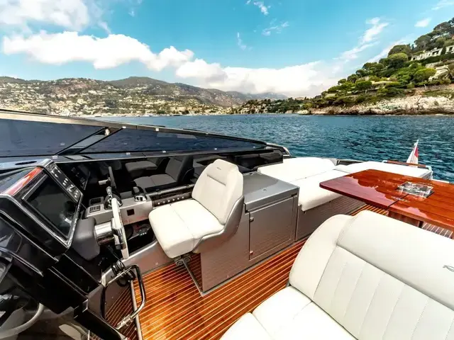 Riva 48\' Dolce