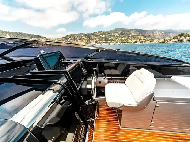 Riva 48\' Dolce