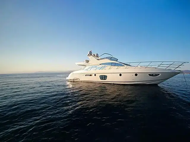 Azimut 62 for sale in France for €620,000 (£522,378)