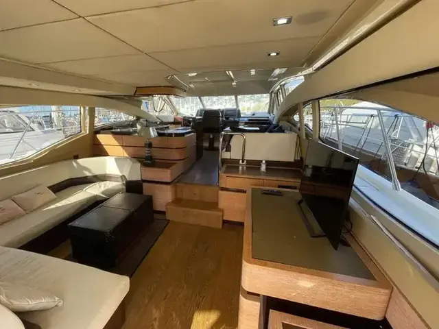 Azimut 58