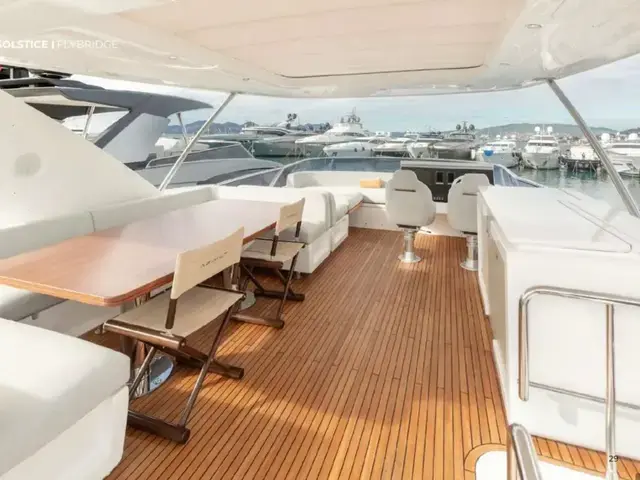 Azimut 72 FLY