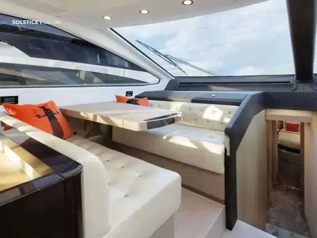 Azimut 72 FLY