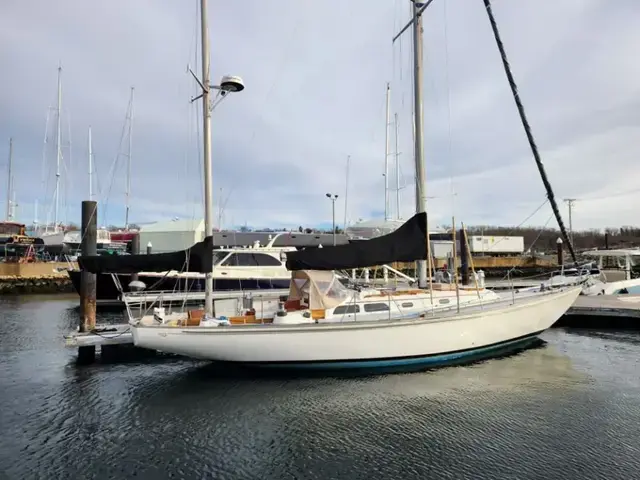 Hinckley Bermuda 40