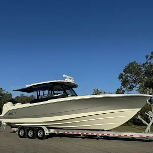 2023 Boston Whaler 360 Outrage