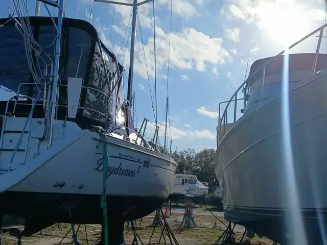 Beneteau Oceanis Clipper 423