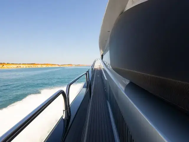 Sunseeker Predator 108