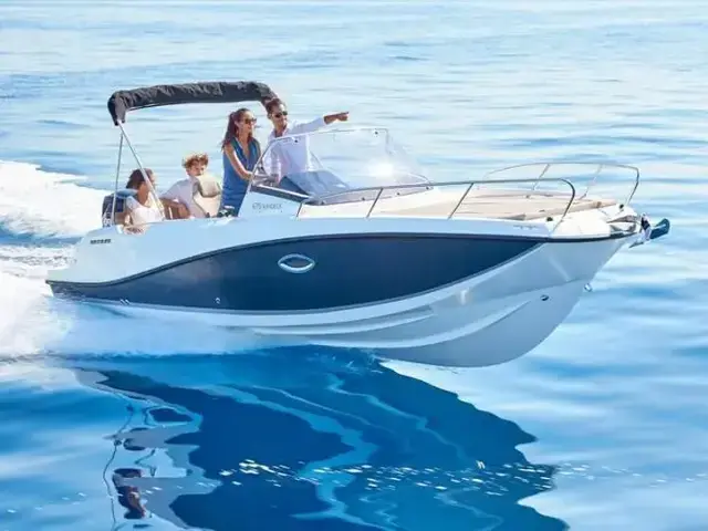 Quicksilver 675 sundeck met Mercury 150 pk