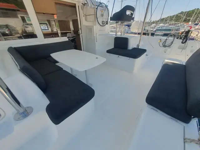 Lagoon 40