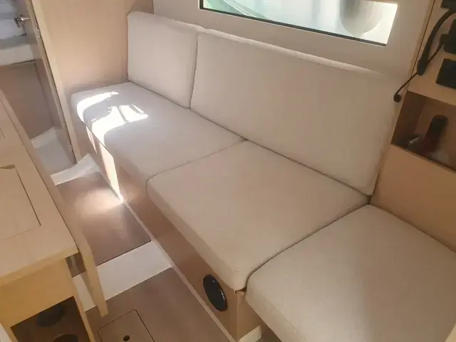 Beneteau Oceanis 30.1