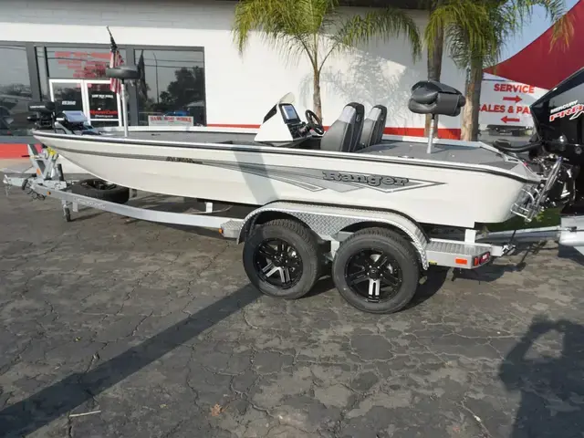 Ranger Boats Alpha 208