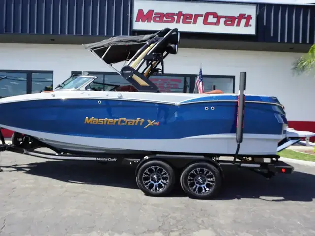 Mastercraft XStar S - Factory Demo Travis Mathew Boat