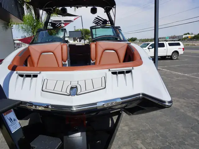 Mastercraft XStar S - Factory Demo Travis Mathew Boat