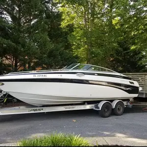 2005 Crownline 27 Bow Rider