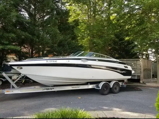 Crownline 27 Bow Rider