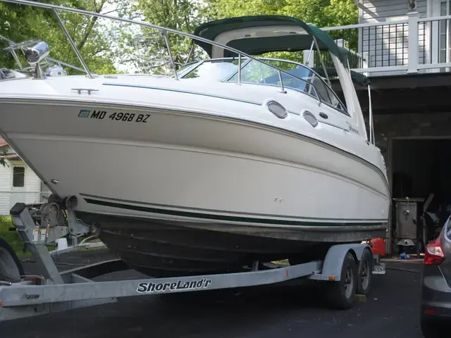 Sea Ray Sundancer 260