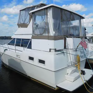 1995 Silverton Aft Cabin Motor Yacht