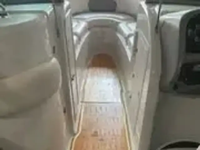 Crownline 27 Bow Rider