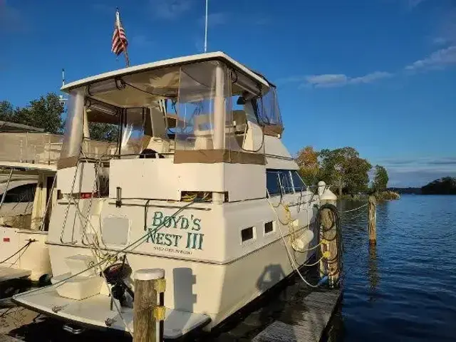 Silverton Aft Cabin Motor Yacht