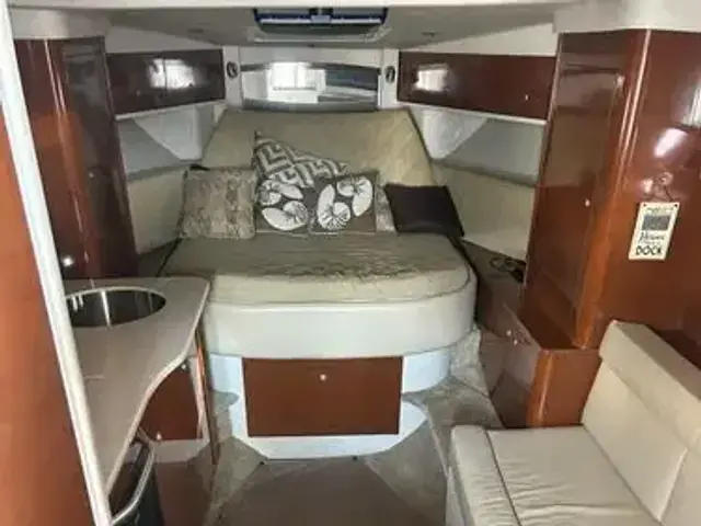 Sea Ray 330 Dancer