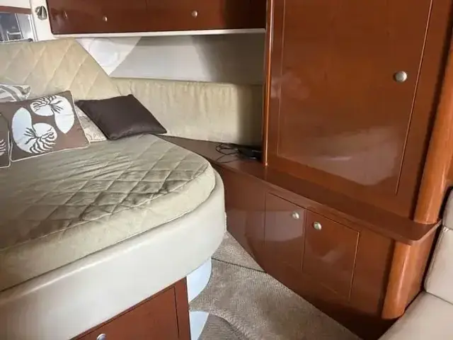 Sea Ray 330 Dancer