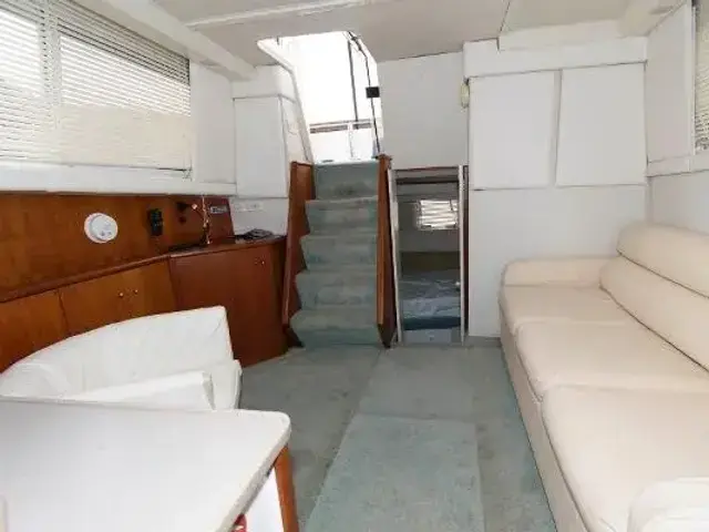 Silverton Aft Cabin Motor Yacht