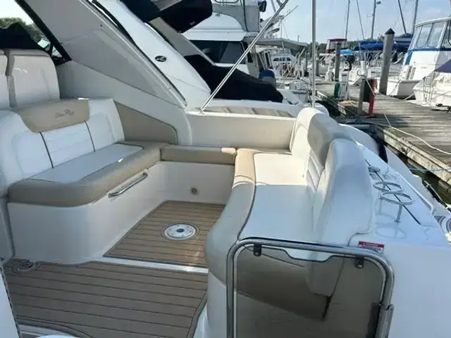 Sea Ray 330 Dancer