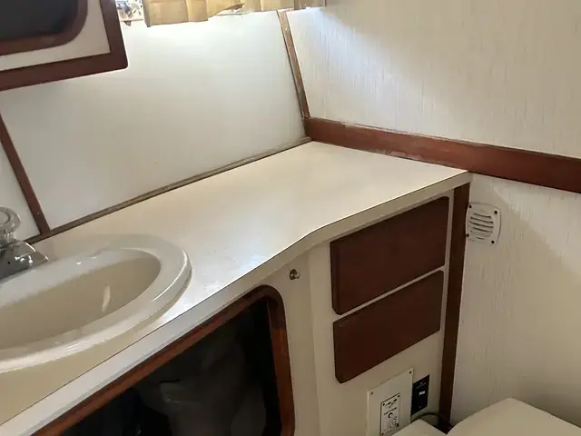 Prairie Boat Works Cockpit Motor Yacht