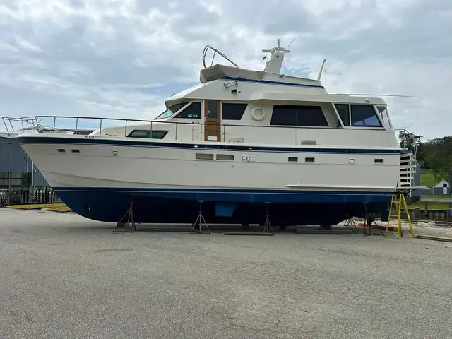 Hatteras Motor Yacht