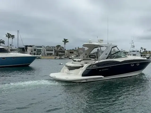 Monterey 40 Sport Yacht