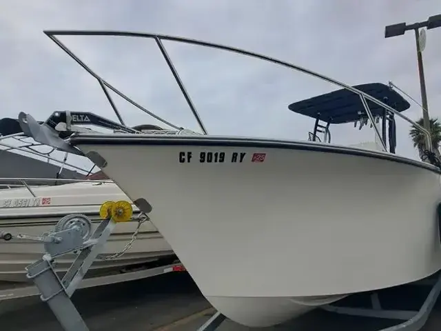 Thresher 25 Center Console