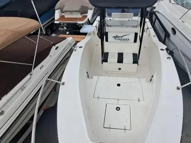 Thresher 25 Center Console