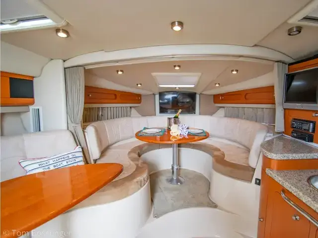 Chaparral 330 Signature