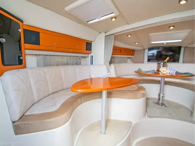 Chaparral 330 Signature