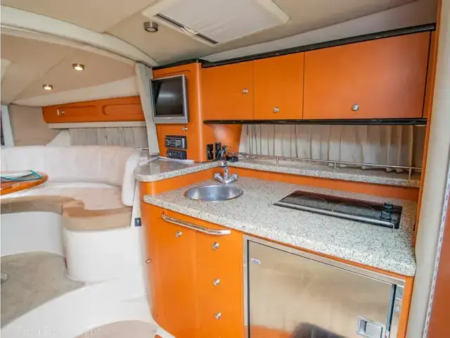 Chaparral 330 Signature