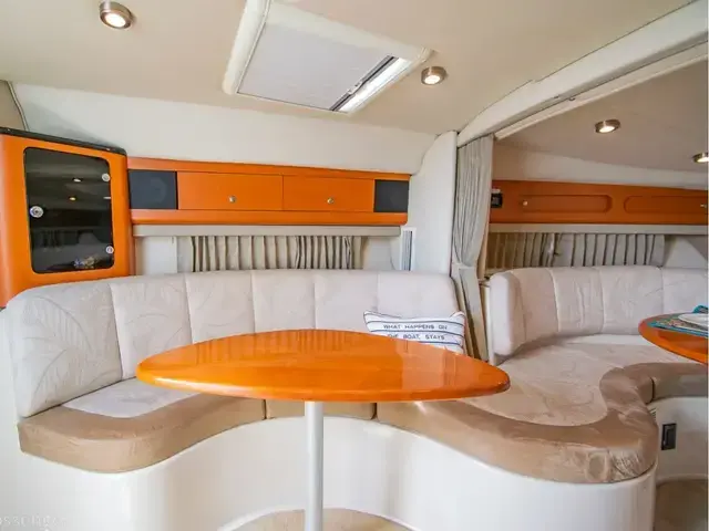 Chaparral 330 Signature