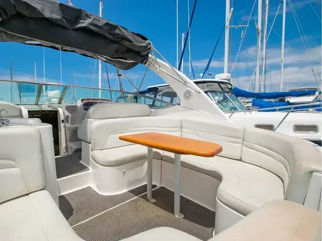 Chaparral 330 Signature